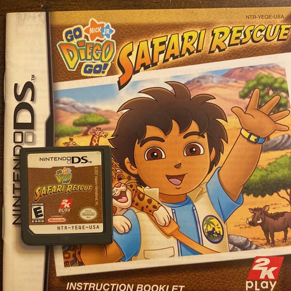 Nintendo Lot of 4 (Four) DS Game with Manual Booklets - Picture 4 of 16